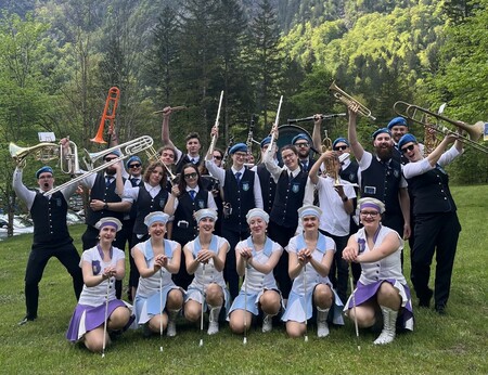 l_737623Mestna godba Kmanik_budnica 35